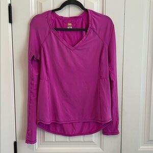 Lucy Tech V Neck Pink Long Sleeve Top Workout T-Shirt Medium